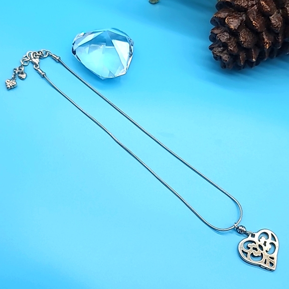 Brighton "GENEVA HEART" Filigree Open Scrollwork Silver Plated Retired Pendant! - Picture 4 of 9